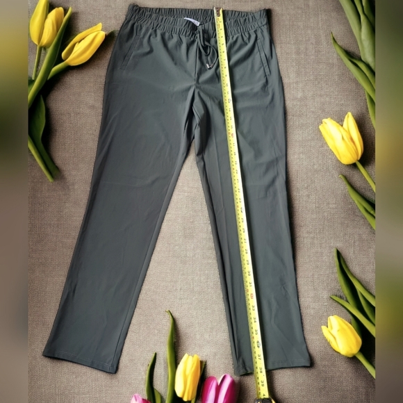 Retrology Olive Green Activewear Pants - Picture 4 of 6